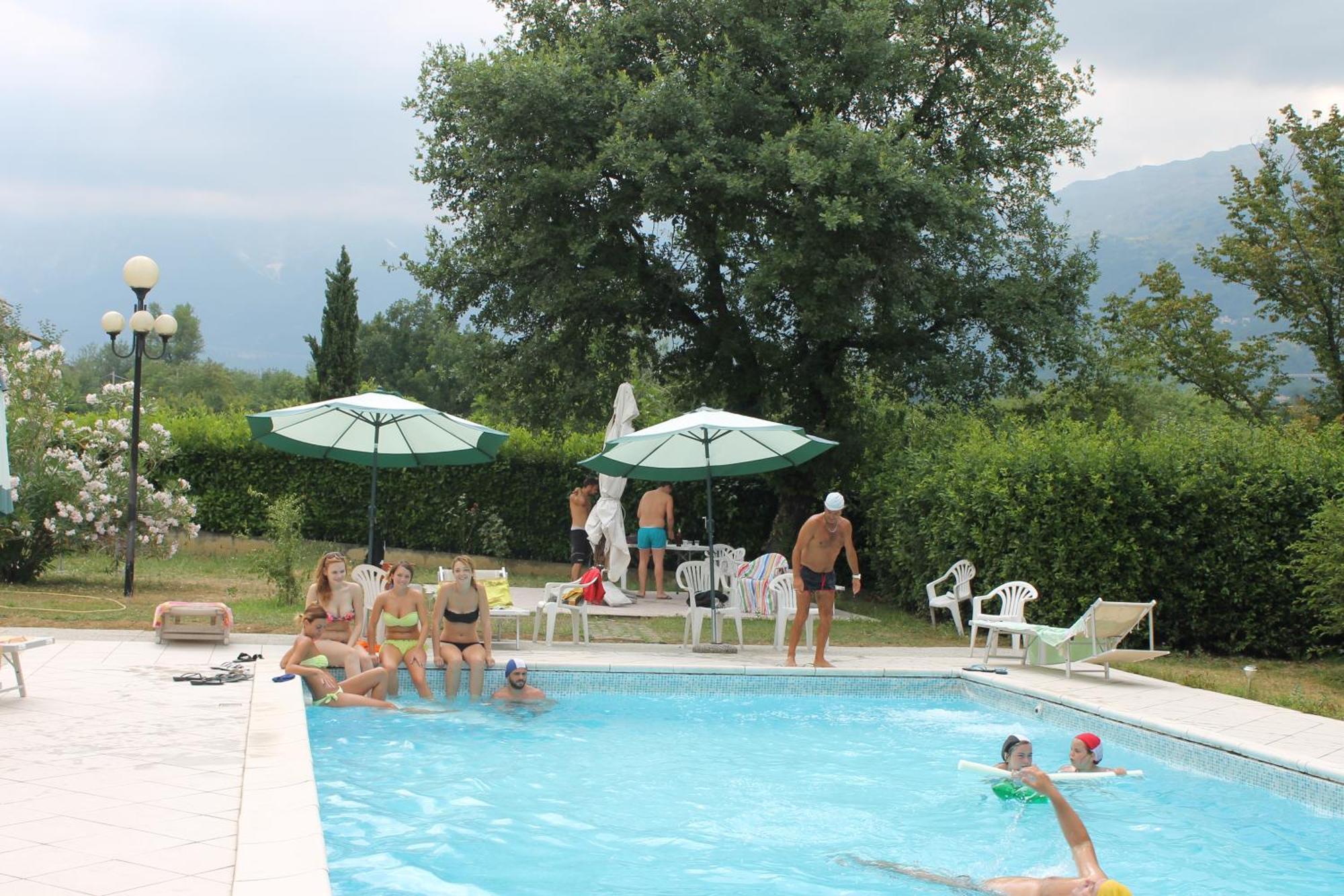 Residence La Piscina Isola del Gran Sasso dʼItalia Εξωτερικό φωτογραφία