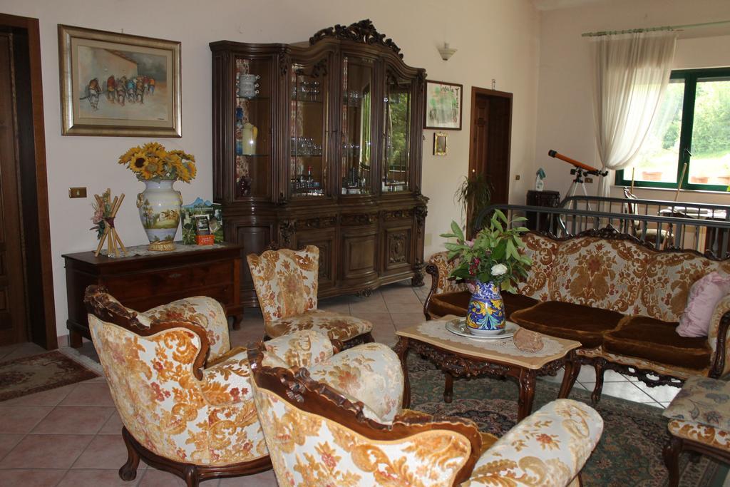 Residence La Piscina Isola del Gran Sasso dʼItalia Εξωτερικό φωτογραφία