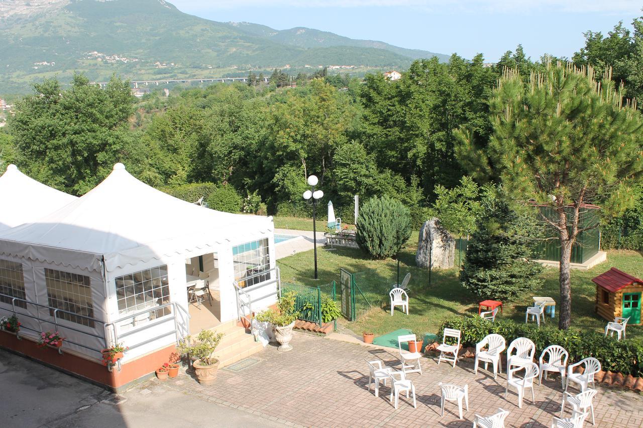 Residence La Piscina Isola del Gran Sasso dʼItalia Εξωτερικό φωτογραφία
